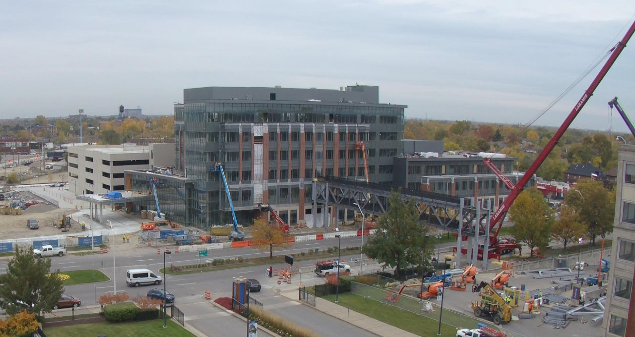 Henry-Ford-Cancer-Center-construction-time-lapse-camera